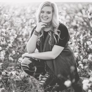 Meet your Posher, Casey